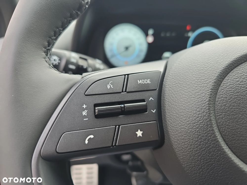 Hyundai Bayon 1.0 T-GDI Smart Black DCT - 16