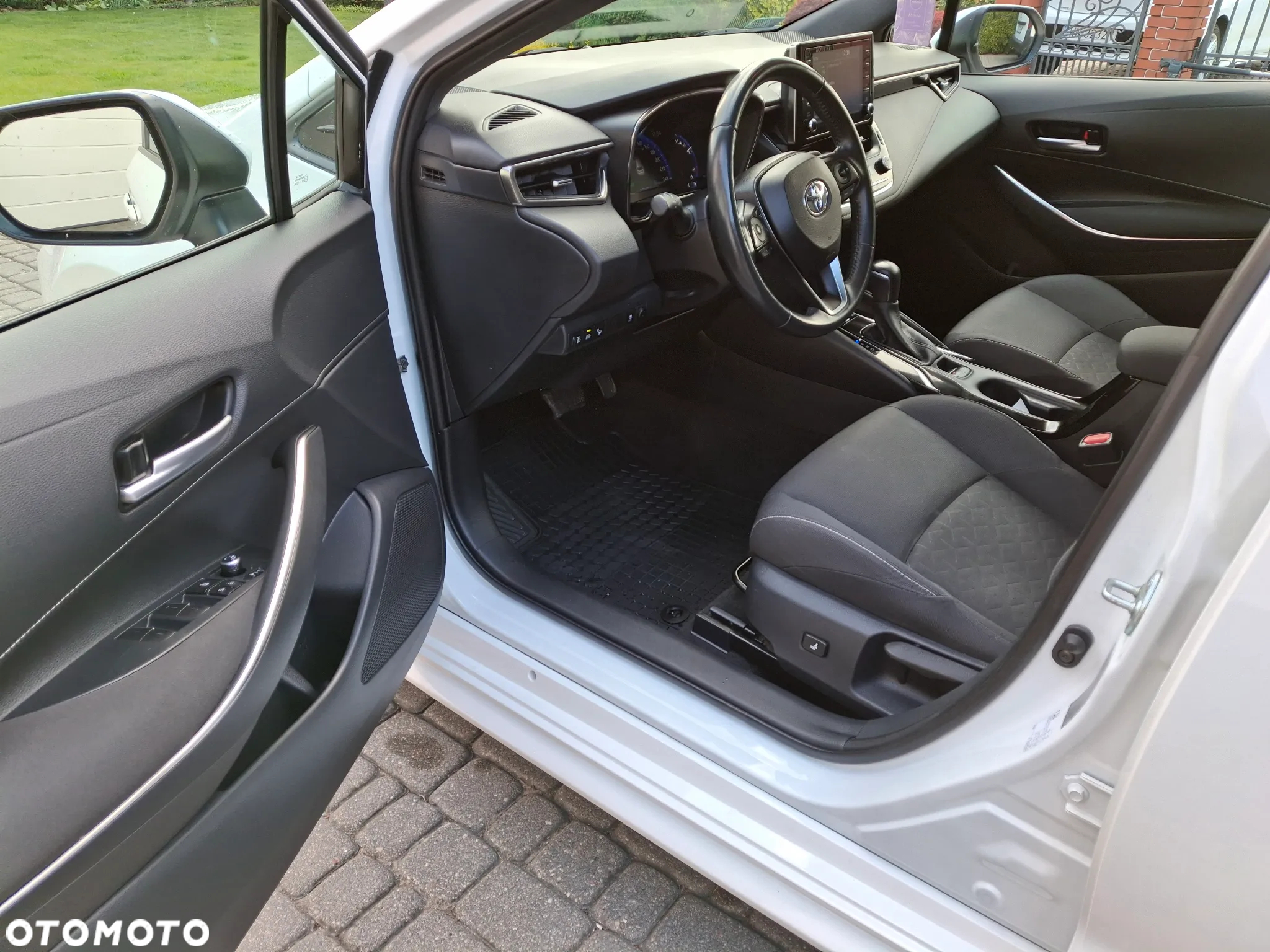 Toyota Corolla - 15