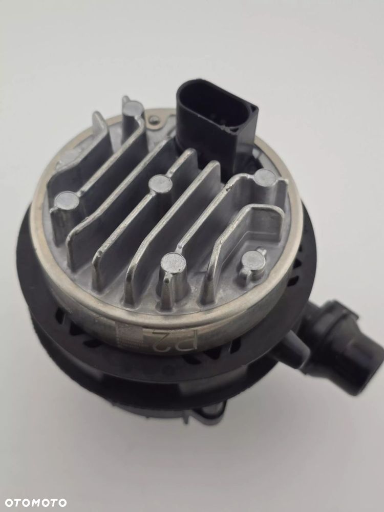 NOWA ORYGINALNA POMPA WODY VOLVO EX90 POLESTAR 3 32435901 - 6