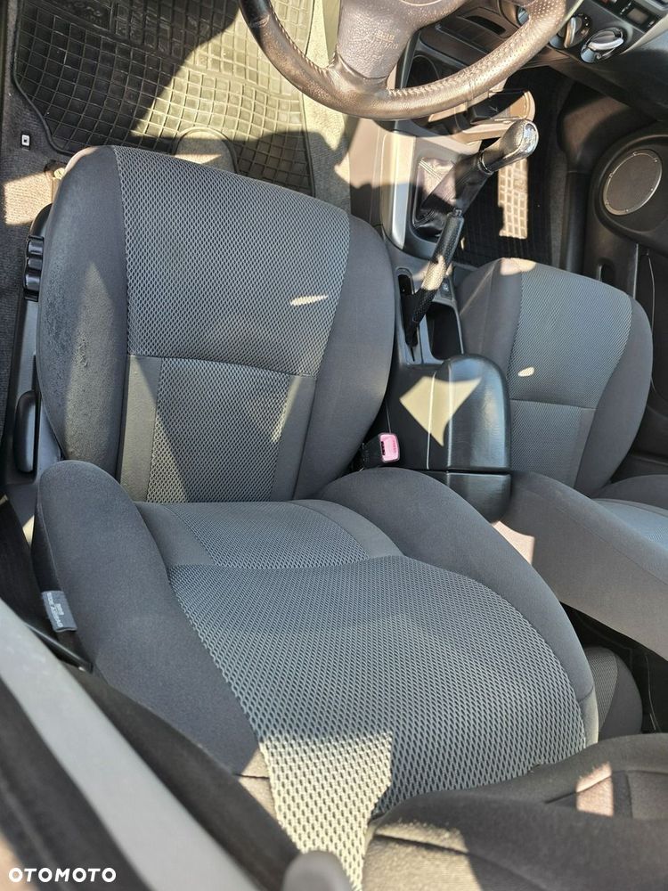 Toyota RAV4 1.8 VVT-i Luna 2WD - 29