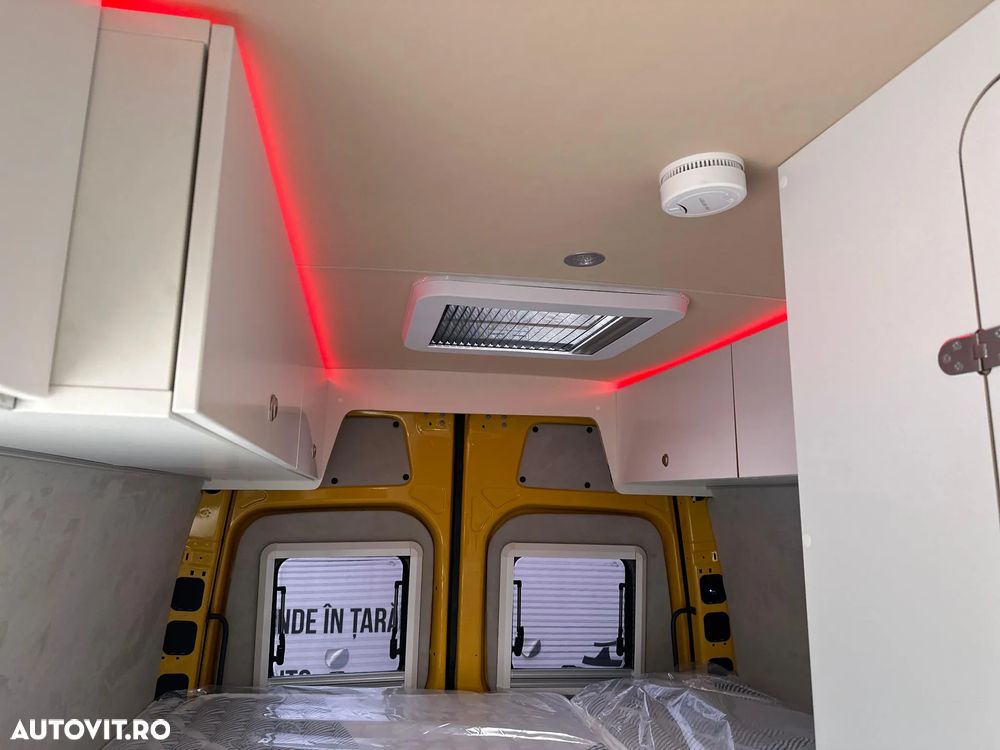 Mercedes-Benz Sprinter - 40