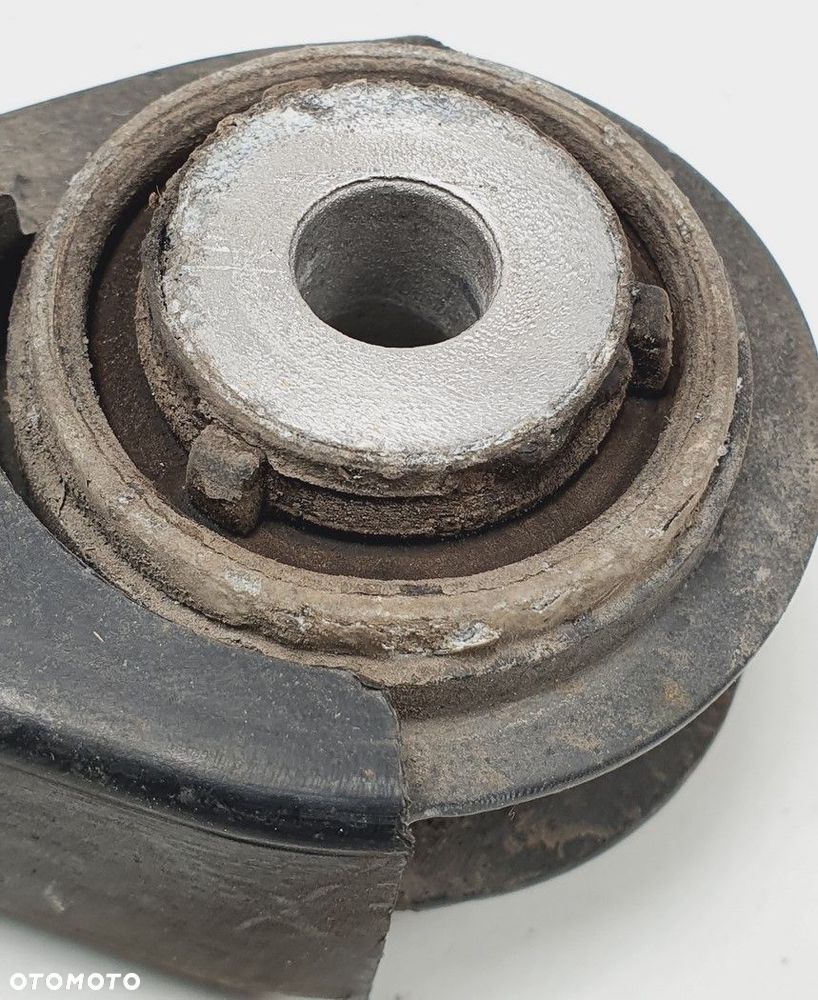 WAHACZ TYŁ TYLNY MERCEDES W176 - 4