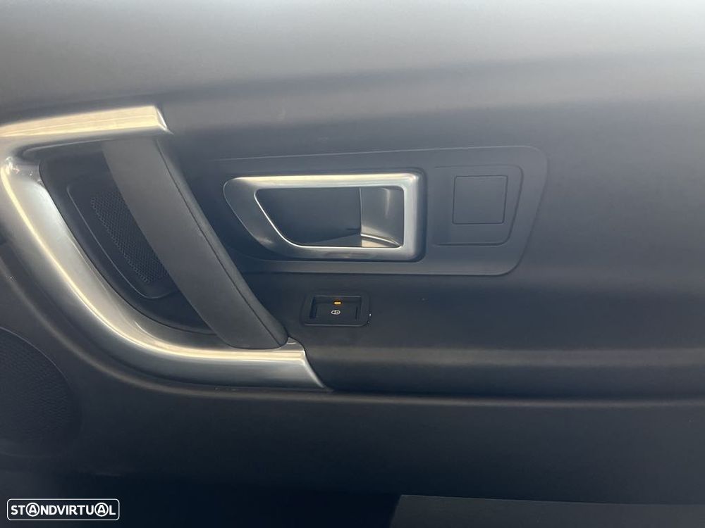 Land Rover Discovery Sport - 7