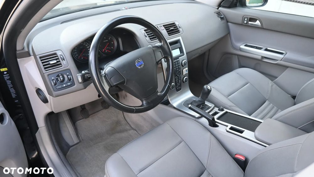 Volvo S40 2.0D Kinetic - 26