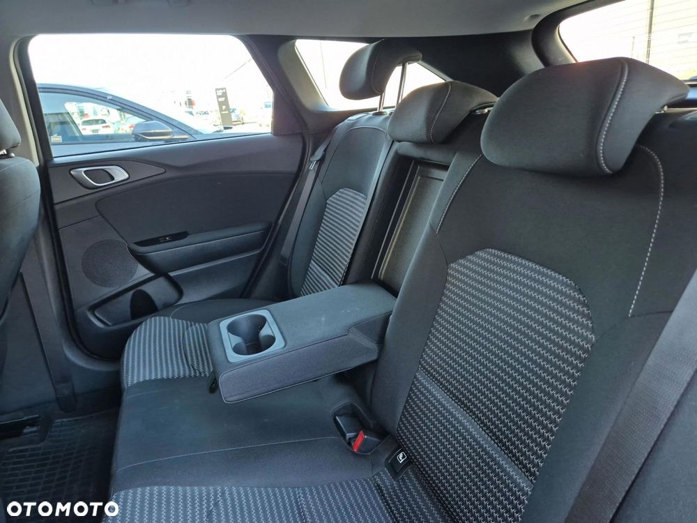 Kia Ceed - 17