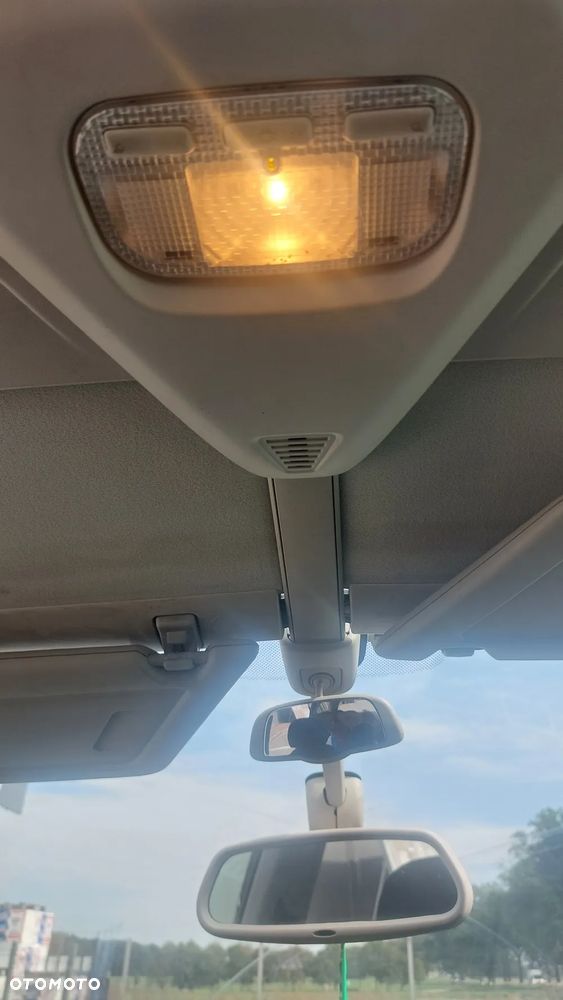 Citroën C4 Grand Picasso 1.6 HDi Attraction - 23