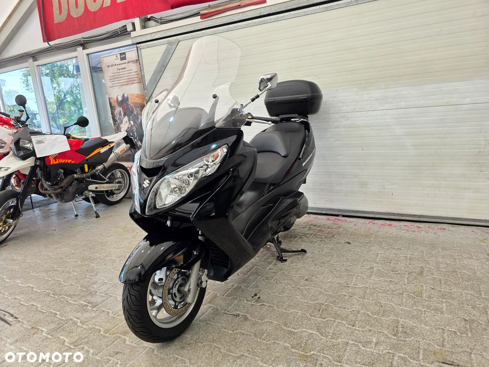 Suzuki Burgman - 7