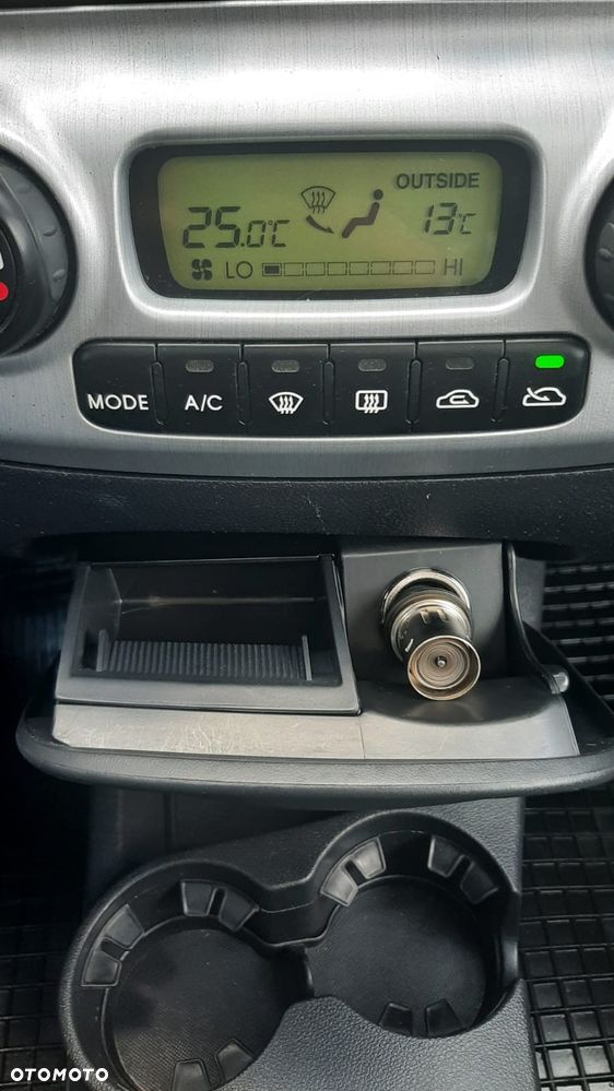 Kia Sportage 2.0 CRDI 4WD Champ - 25