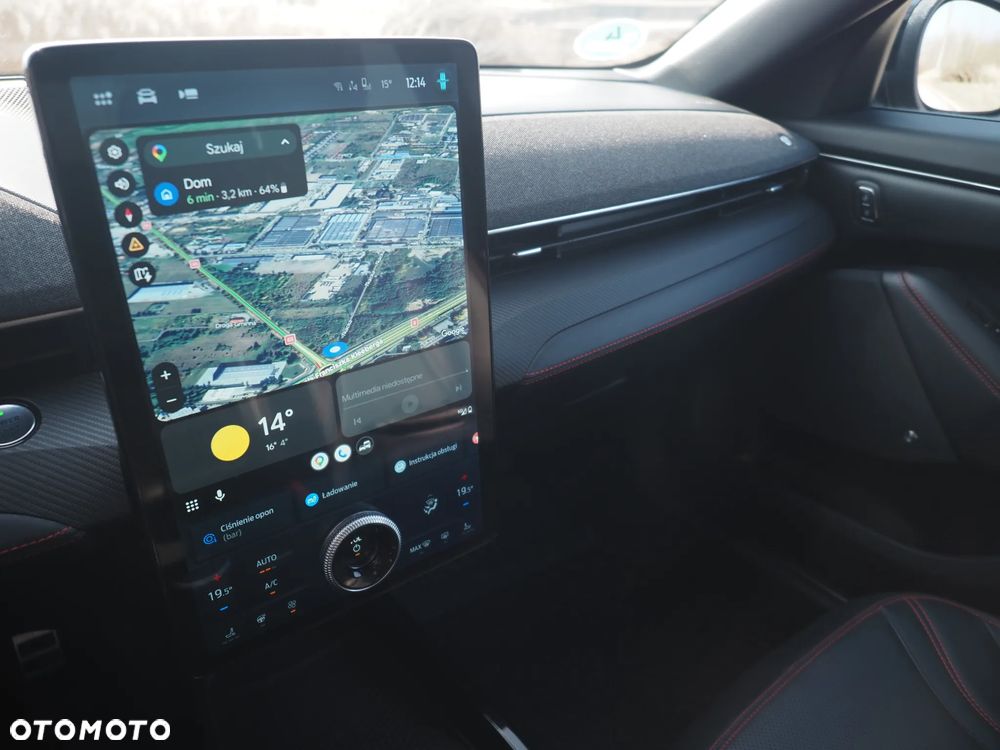 Ford Mustang Mach-E AWD PREMIUM - 14