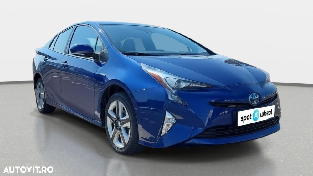 Toyota Prius - 5
