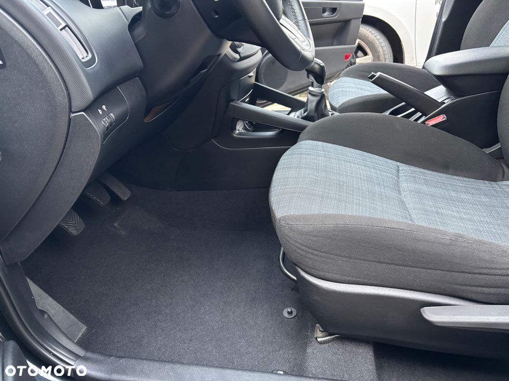 Kia Ceed - 17
