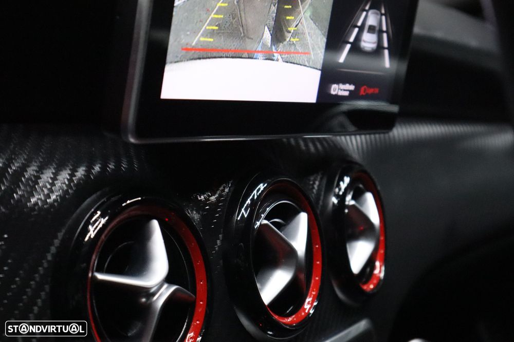 Mercedes-Benz A 45 AMG 4Matic Speedshift 7G-DCT - 28