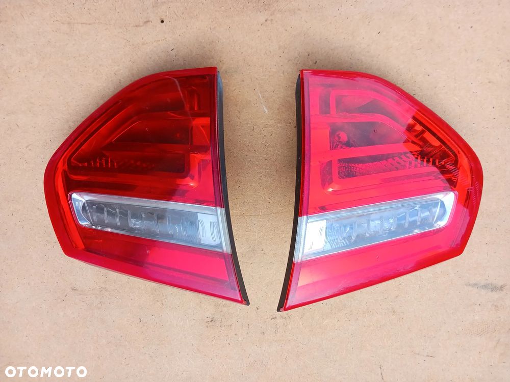 Lampy klapy citroen C4 Picasso 06-13R lewa prawa komplet - 1