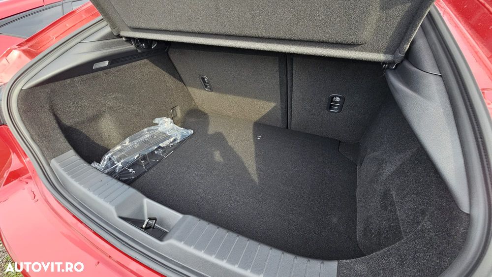 Mazda 3 e-Skyactiv G140 AT MHEV Homura - 23