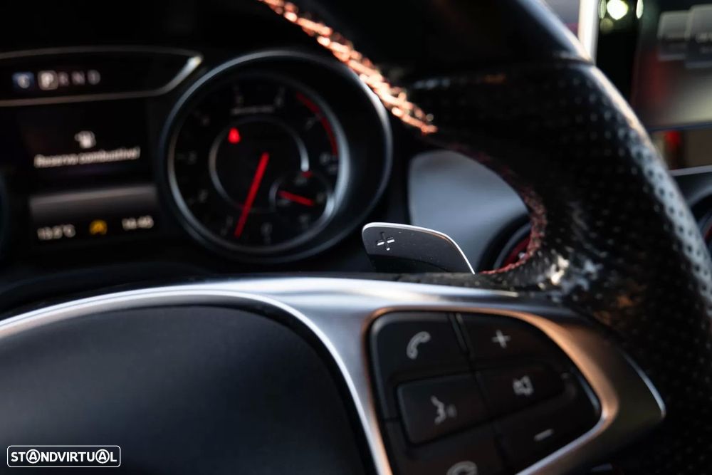 Mercedes-Benz CLA 45 AMG 4-Matic - 25