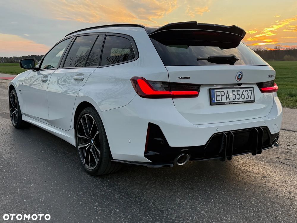 BMW Seria 3 330e xDrive M Sport sport - 16
