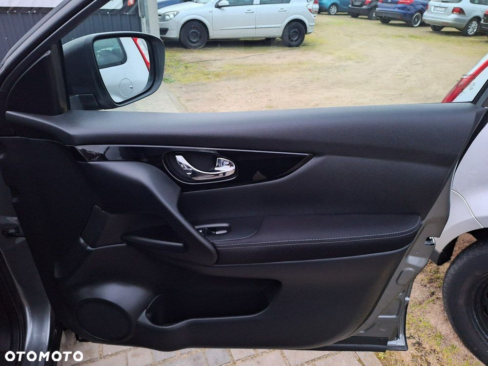 Nissan Qashqai - 17