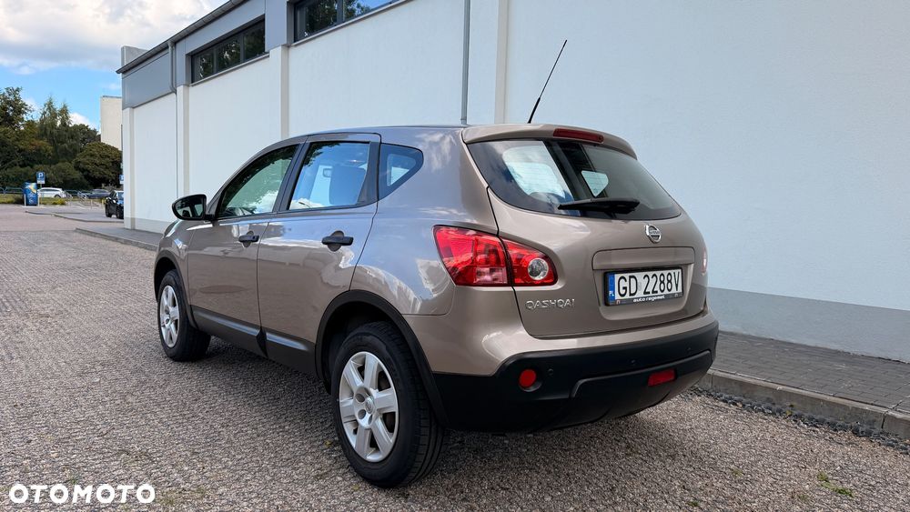 Nissan Qashqai 1.6 Visia - 9