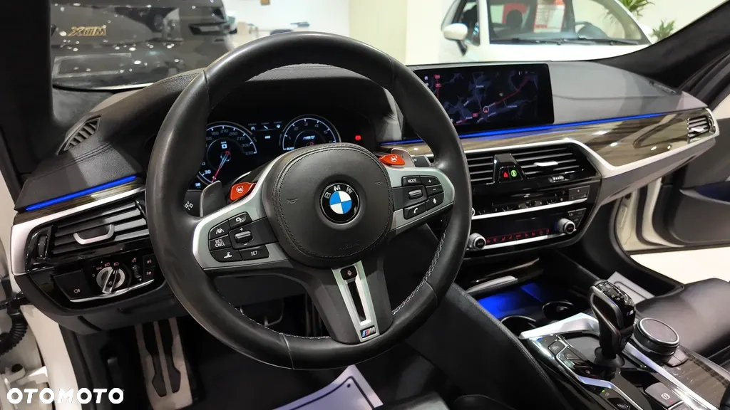 BMW M5 Standard - 24