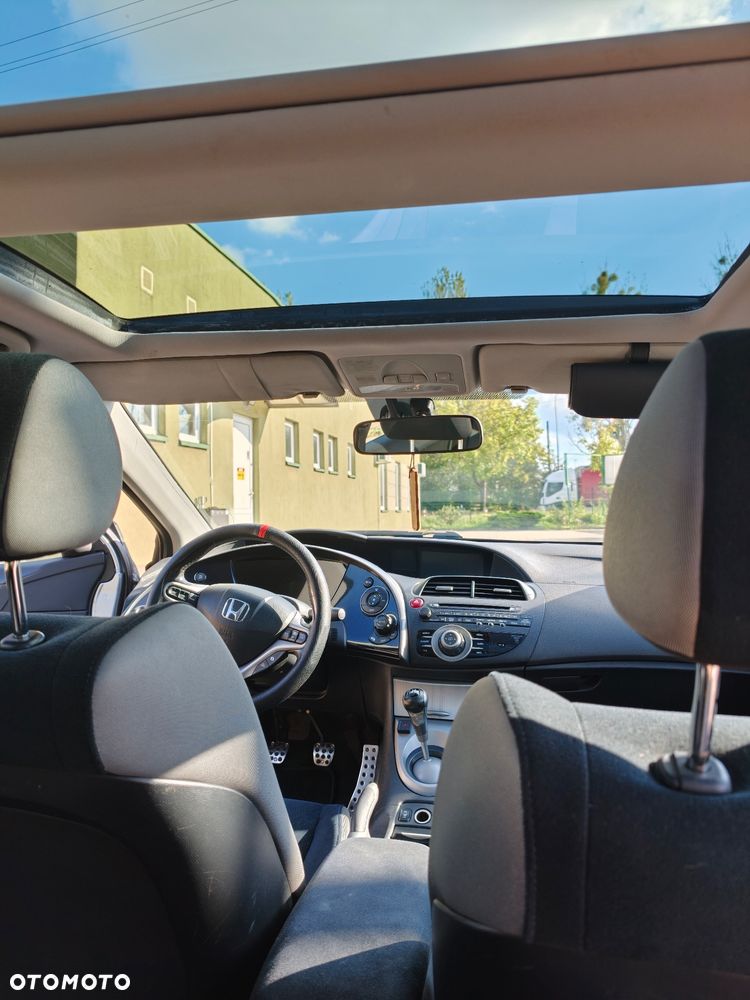 Honda Civic 1.8 Comfort - 34