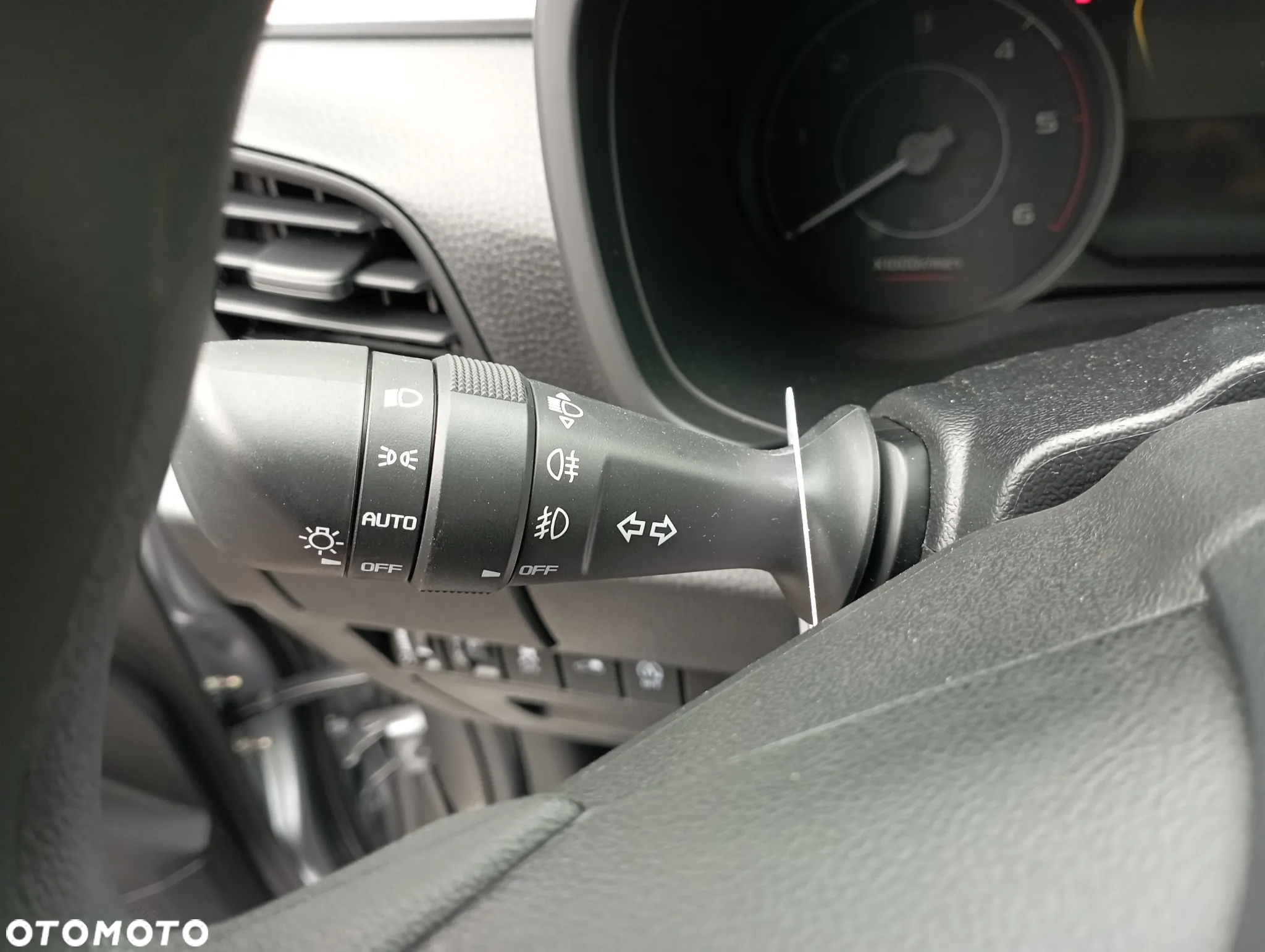 Isuzu D-Max 1.9 DC LS - 26