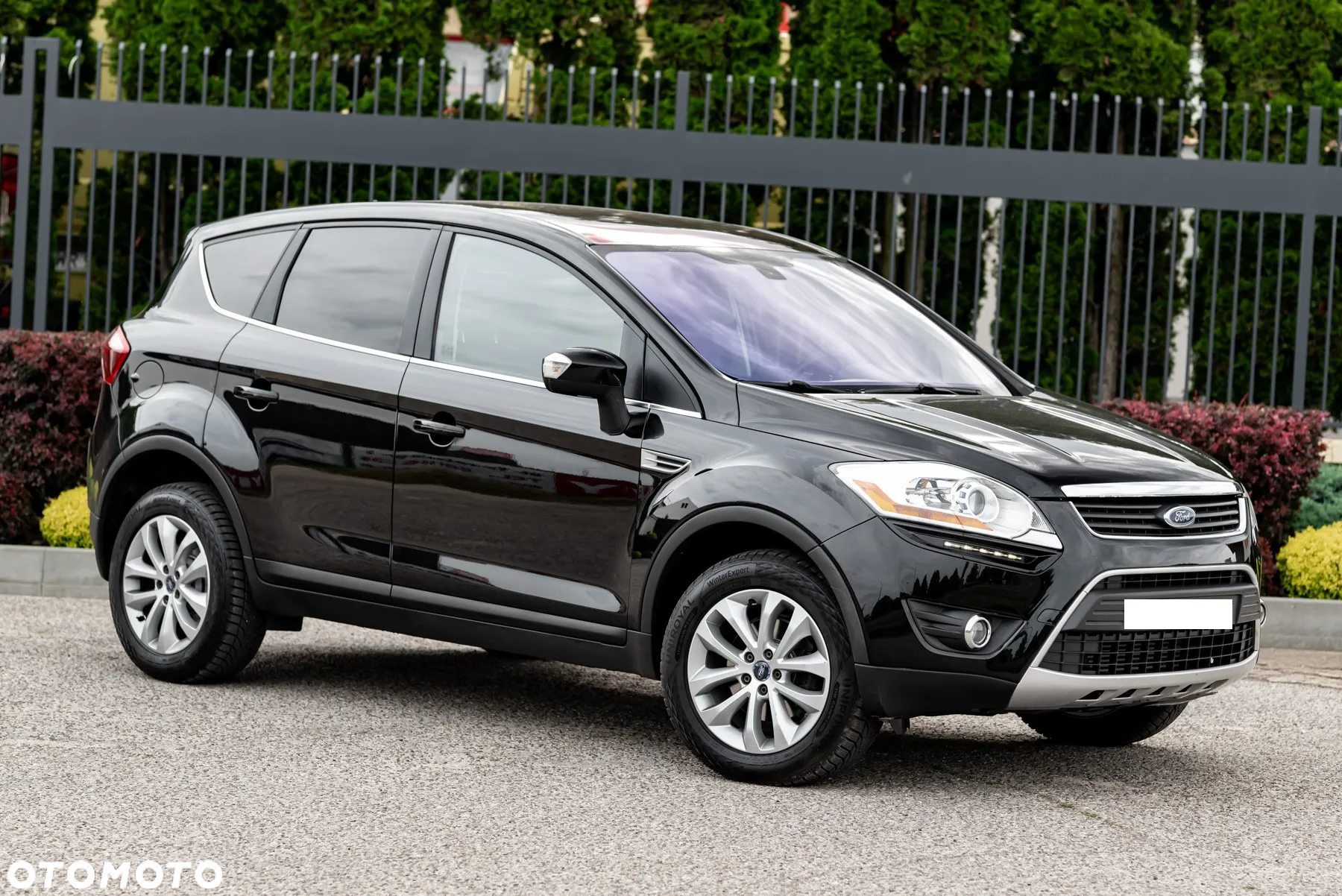 Ford Kuga 2.5 4x4 Titanium - 4