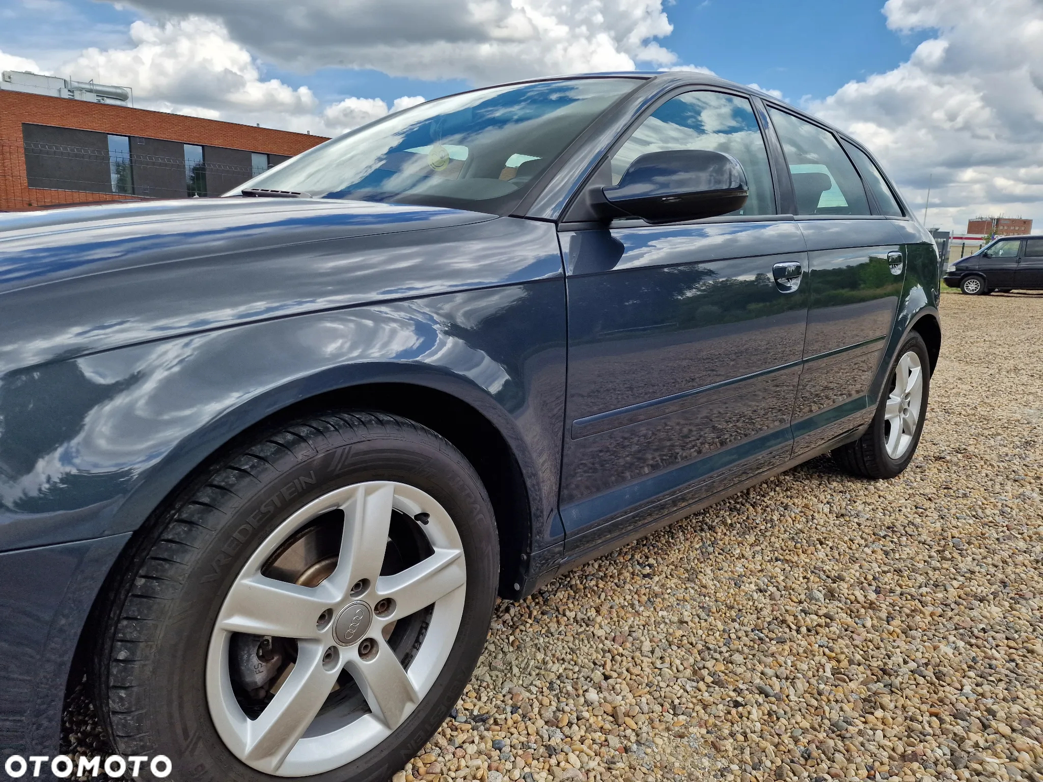 Audi A3 1.6 Ambiente - 9