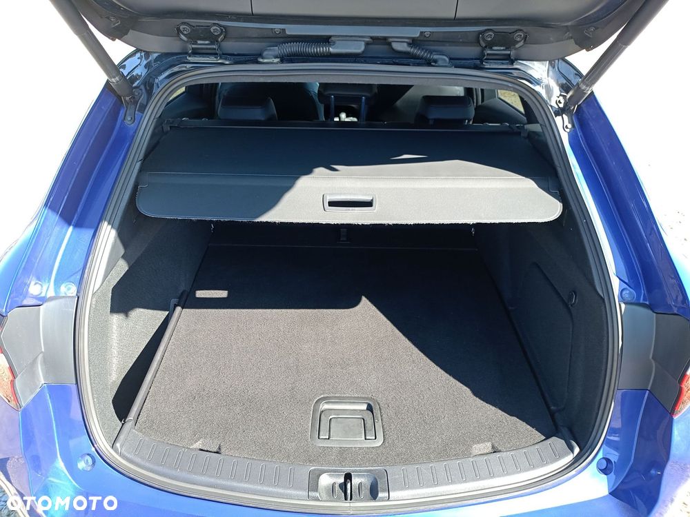 Toyota Corolla 2.0 Hybrid GR Sport Dynamic - 12