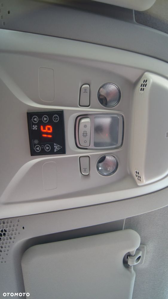 Opel COMBO - 32