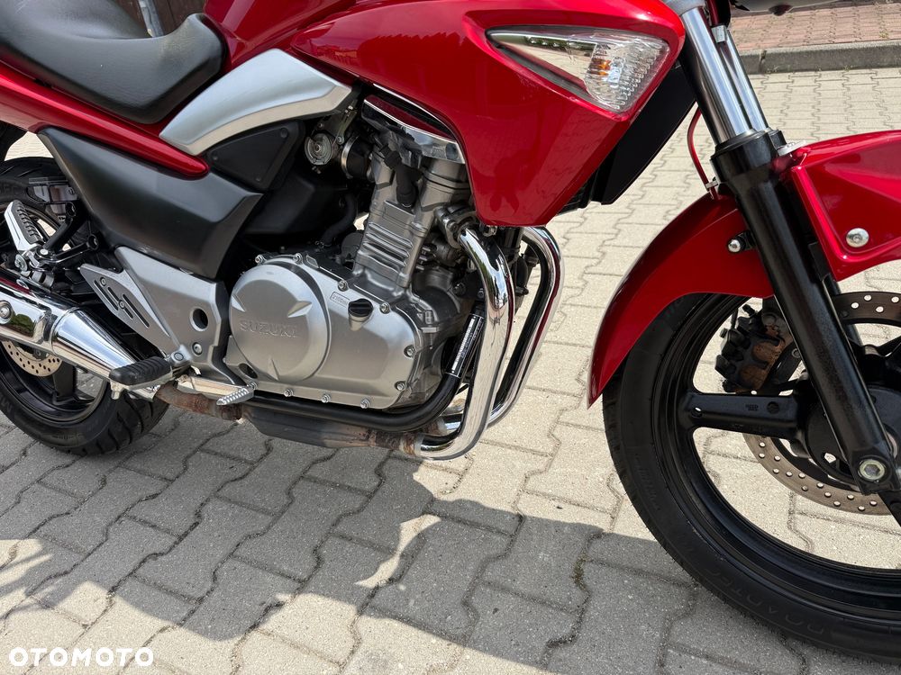 Suzuki GW 250 - 7