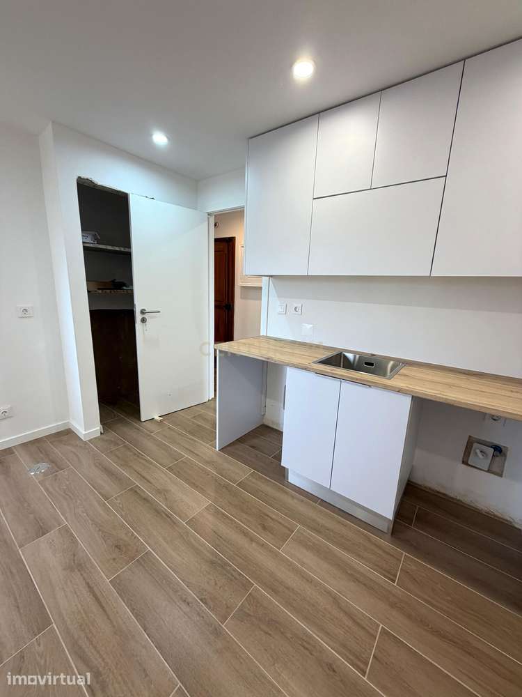 Apartamento T2 | Remodelado | Algualva-Cacém - Grande imagem: 4/17