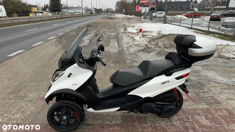 Piaggio MP-3 - 4