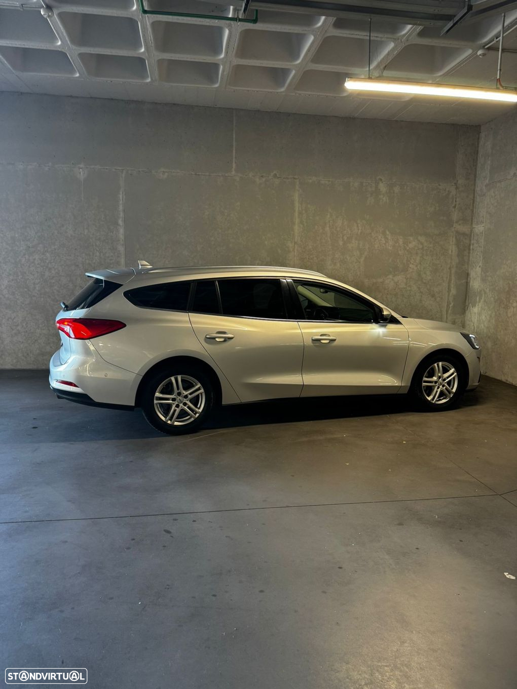 Ford Focus 1.5 TDCi EcoBlue Titanium - 31