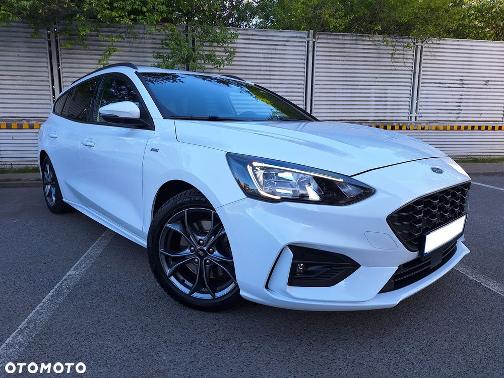 Ford Focus 1.5 EcoBoost ST-Line - 5