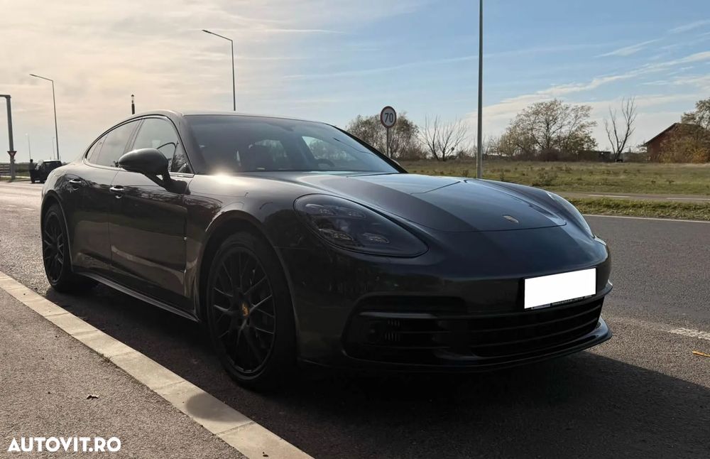 Porsche Panamera 4S - 5