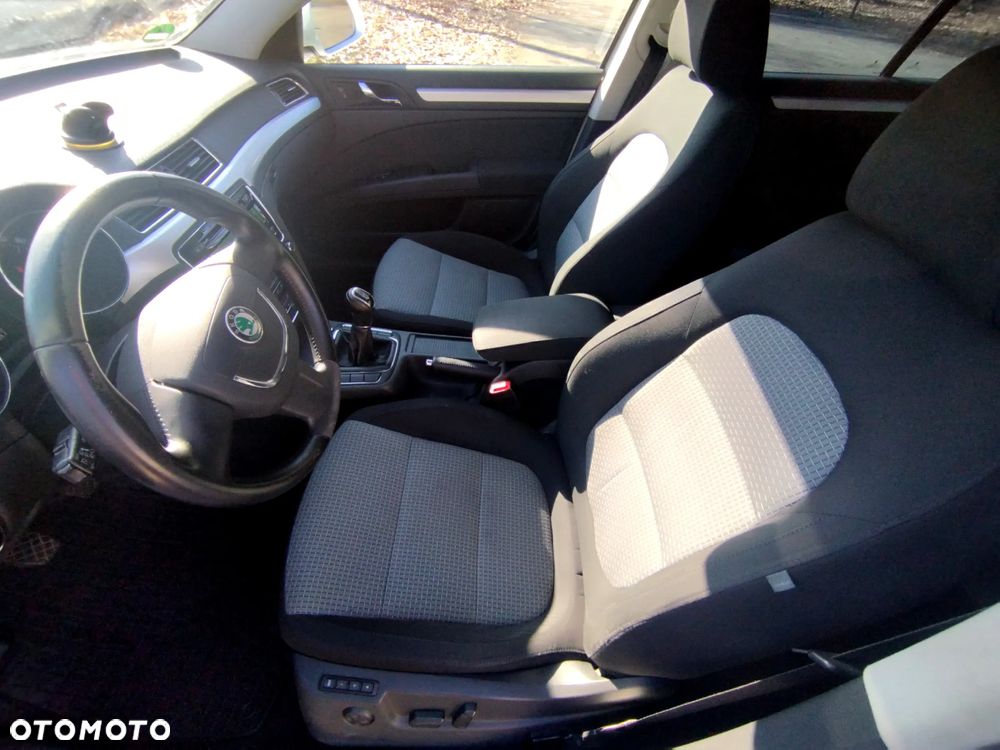 Skoda Superb - 15