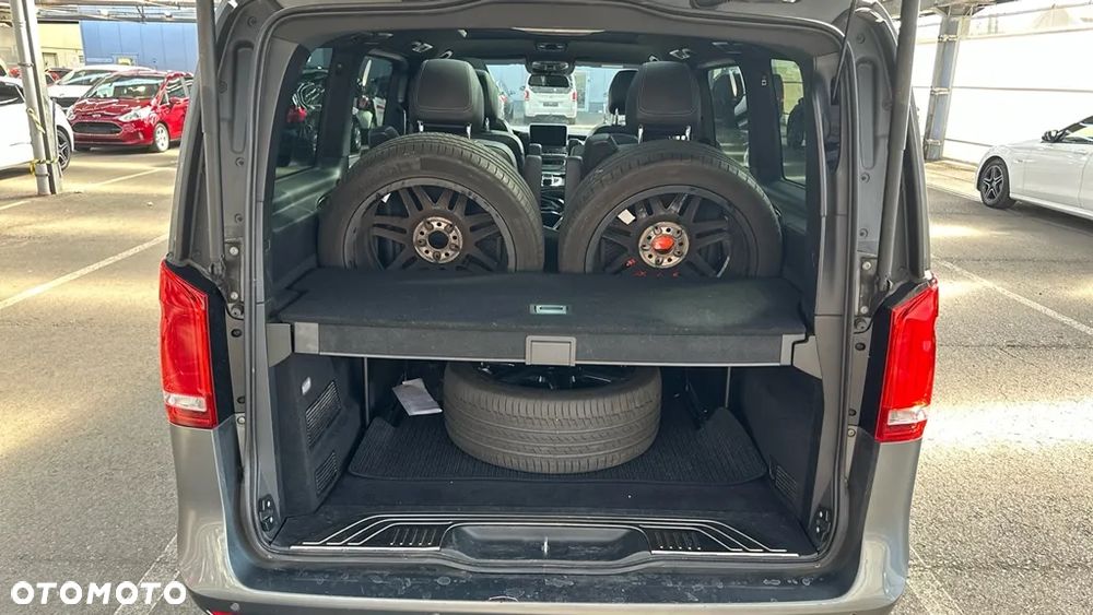 Mercedes-Benz Klasa V 250 d lang 4Matic 9G-TRONIC Avantgarde Edition Edition 19 - 6