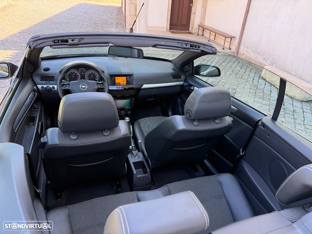 Opel Astra Cabrio TwinTop 1.6 - 8