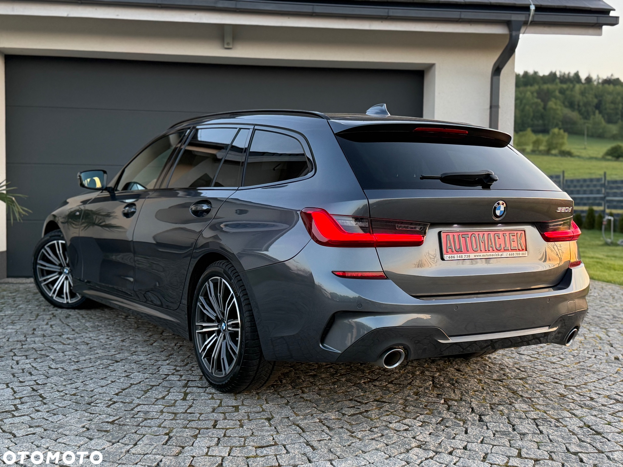 BMW Seria 3 320d Touring M Sport - 12