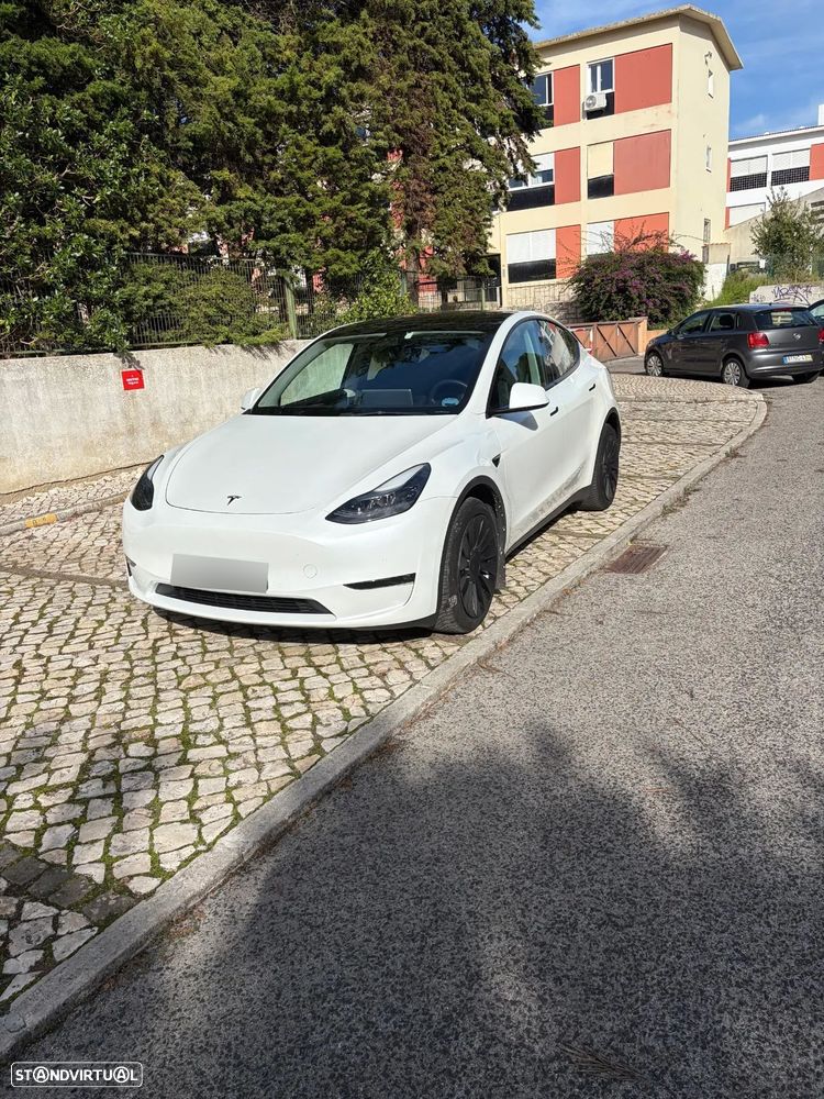 Tesla Model Y Long Range Dual Motor AWD - 1