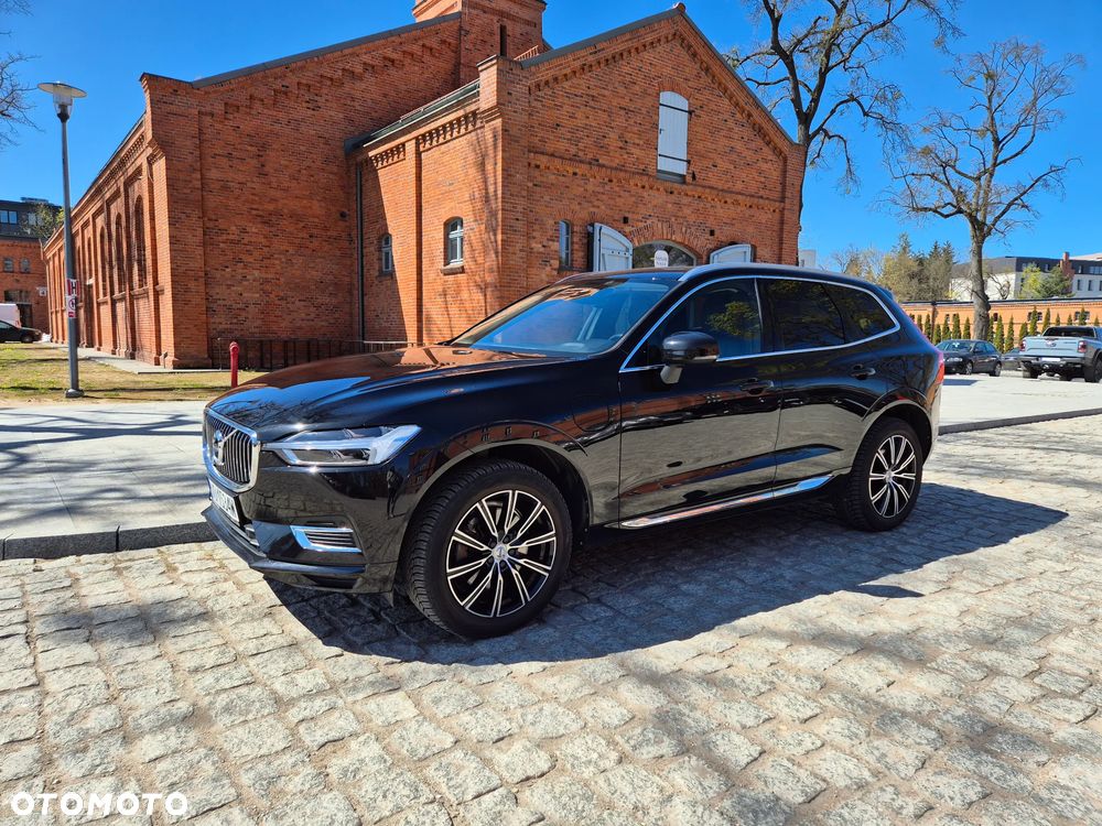 Volvo XC 60 T6 AWD Recharge Geartronic Inscription - 3