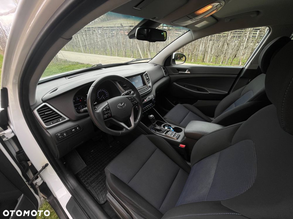 Hyundai Tucson blue 1.7 CRDi 2WD DCT Passion - 11