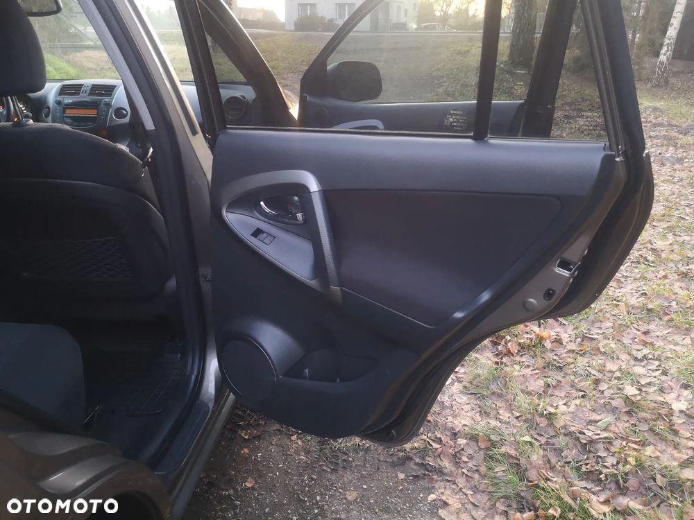 Toyota RAV4 2.0 4x4 Multidrive S Life - 25