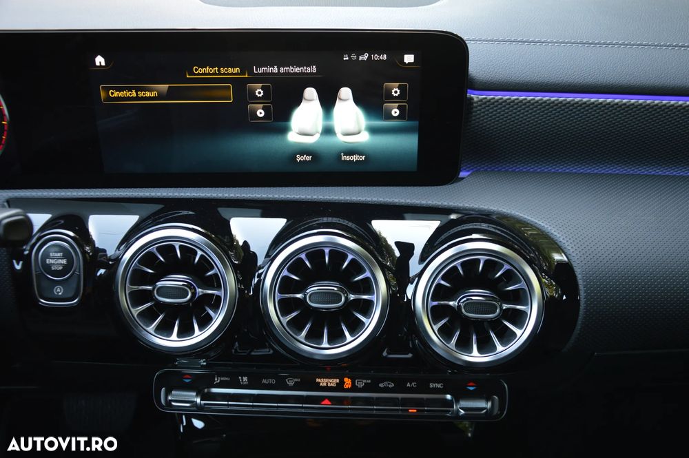 Mercedes-Benz CLA 180 7G-DCT Special Edition - 23