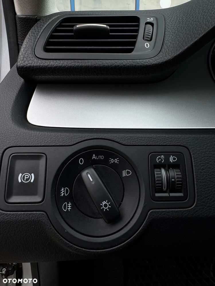 Volkswagen Passat 1.4 TSI DSG Comfortline BlueMotion Technology - 17