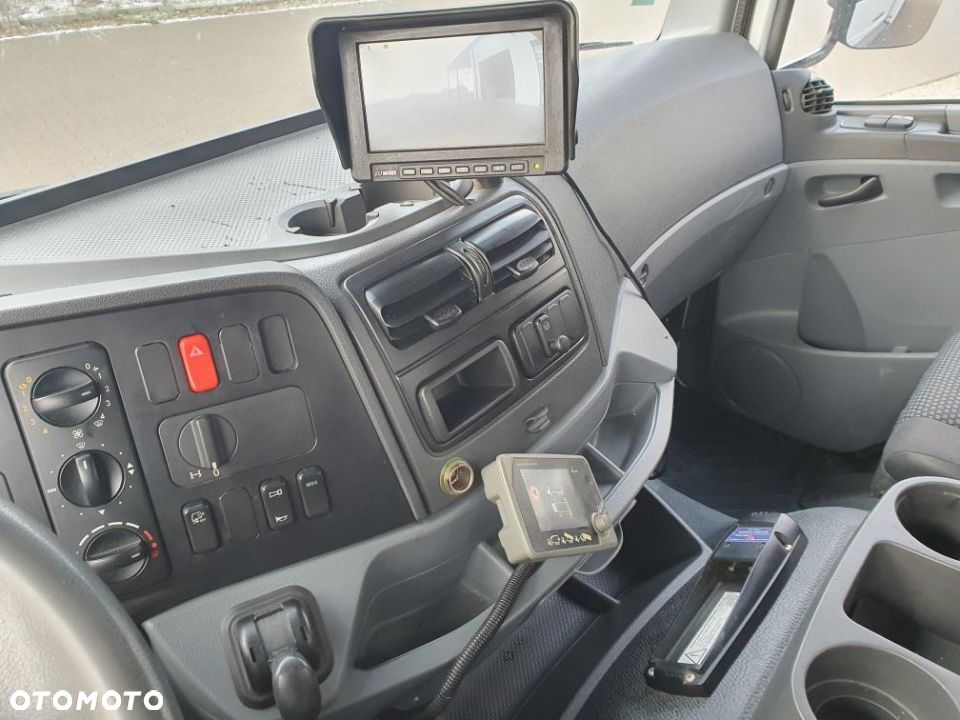 Mercedes-Benz axor - 18