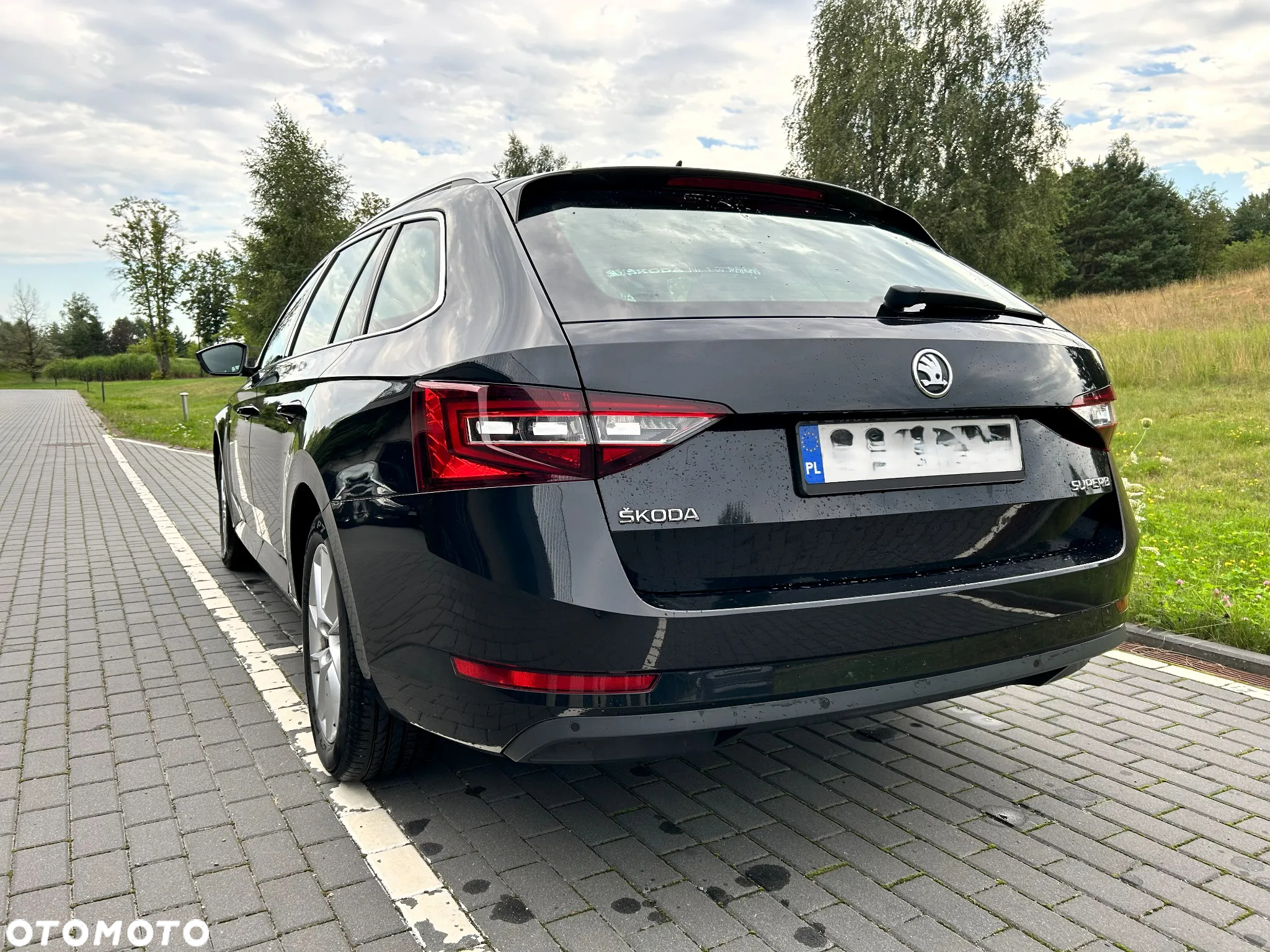 Skoda Superb 2.0 TDI Style DSG - 2