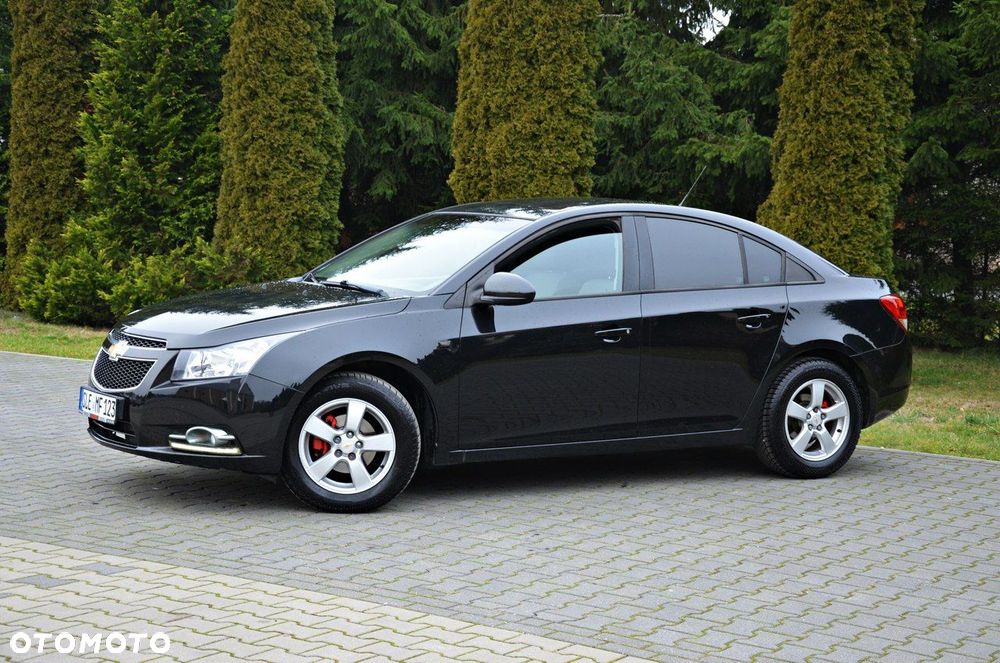 Chevrolet Cruze 1.6 LS - 16
