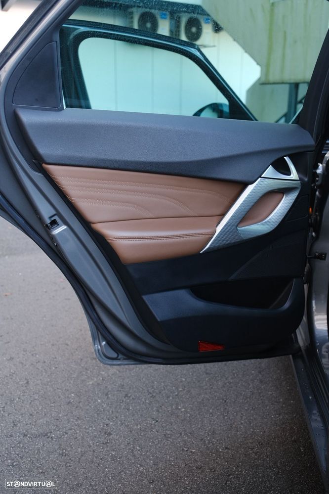 Citroën DS5 2.0 HDi Sport Chic - 32