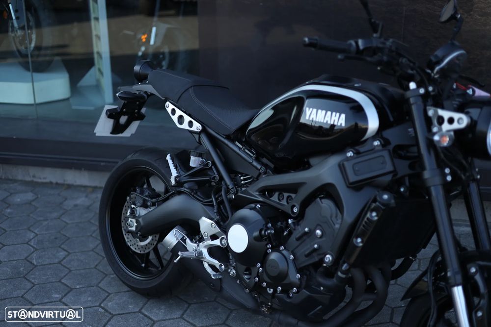 Yamaha XSR 900 - 14